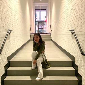 Meet your Posher, Isabelle